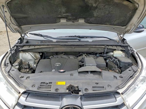 2018 TOYOTA HIGHLANDER SE/XLE