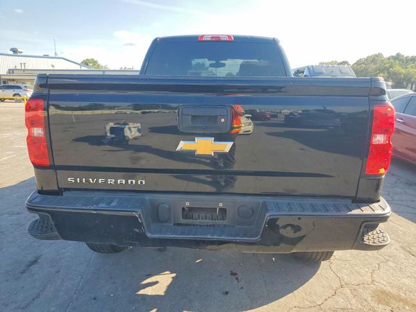 2018 CHEVROLET SILVERADO Custom