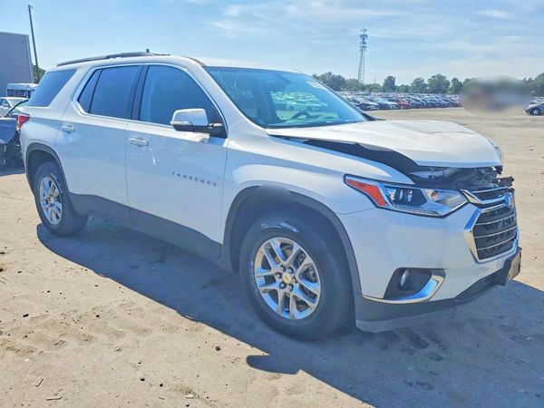 2021 CHEVROLET TRAVERSE LT — Passenger 3/4