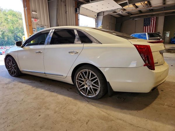 2014 CADILLAC XTS Luxury