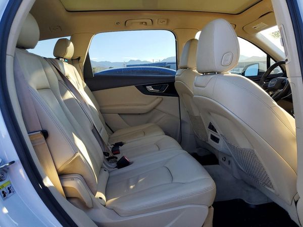 2018 AUDI Q7 quattro Premium