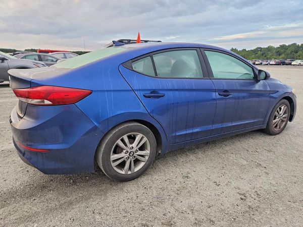 2017 HYUNDAI ELANTRA
