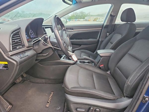 2017 HYUNDAI ELANTRA