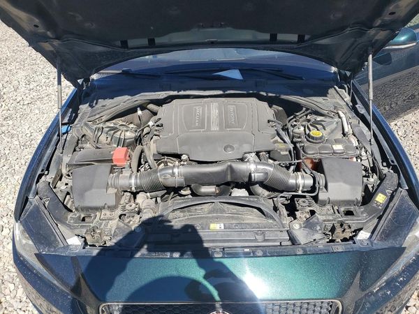 2017 JAGUAR XE