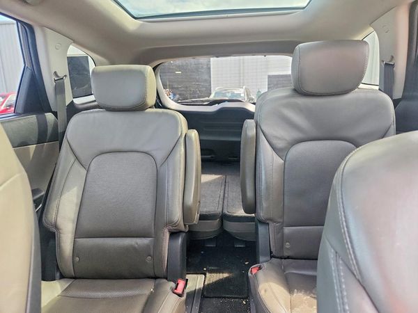 2017 HYUNDAI SANTA FE — SUVN