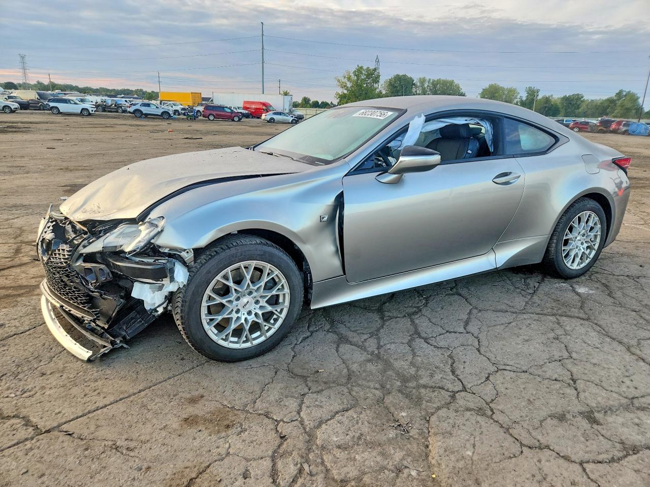 Lexus RC