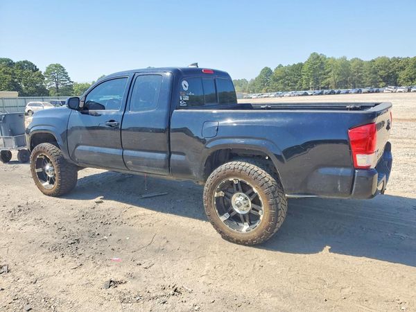 2017 TOYOTA TACOMA