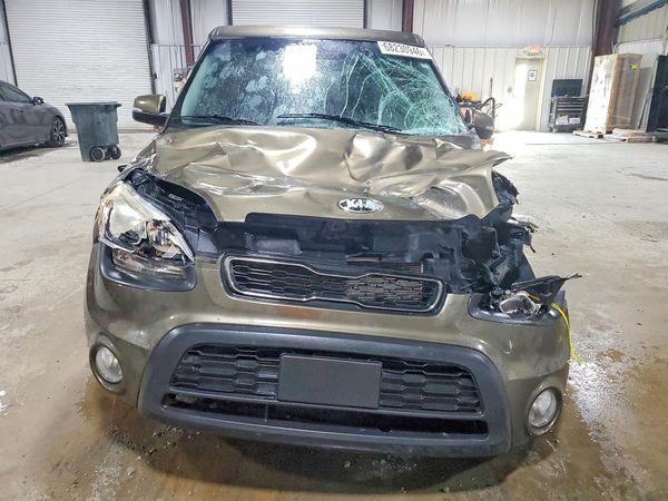 2013 KIA SOUL