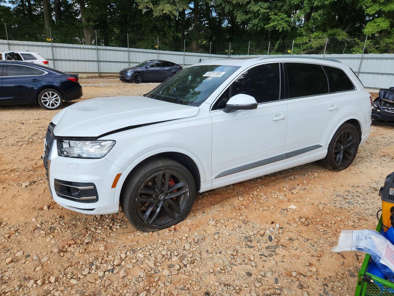 2018 AUDI Q7 — Front 3/4