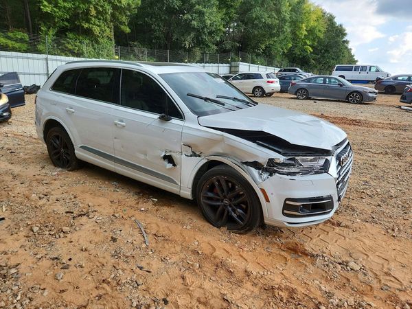 2018 AUDI Q7 — Passenger 3/4