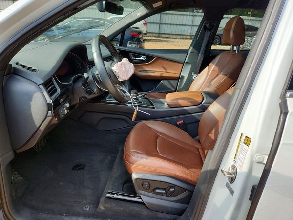2018 AUDI Q7 — DENT