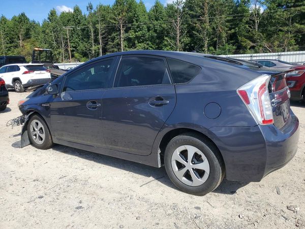 2015 TOYOTA PRIUS