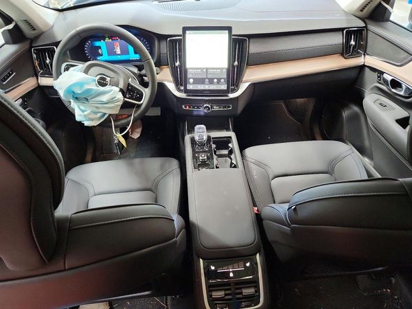 2026 VOLVO XC90 Plus Bright — CKPT