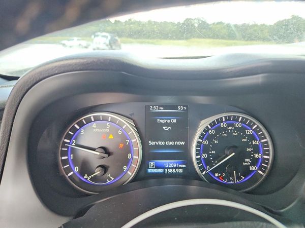 2017 INFINITI Q60