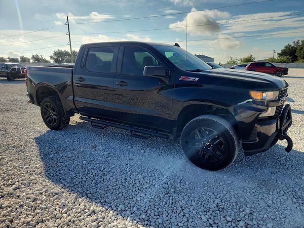 2021 CHEVROLET SILVERADO Trail Boss Custom — Passenger 3/4