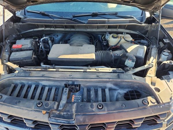 2021 CHEVROLET SILVERADO Trail Boss Custom — Engine bay