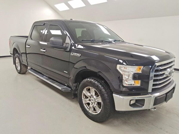 2017 FORD F150 SuperCrew — Passenger 3/4