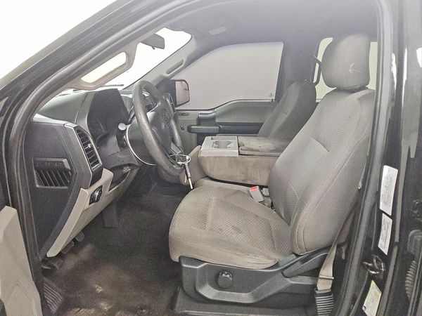 2017 FORD F150 SuperCrew — DENT