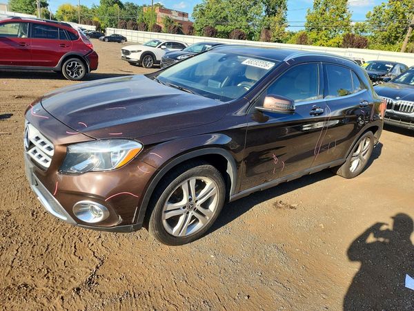 2018 MERCEDES-BENZ GLA