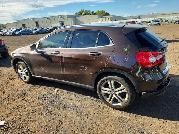 2018 MERCEDES-BENZ GLA GLA250-4M