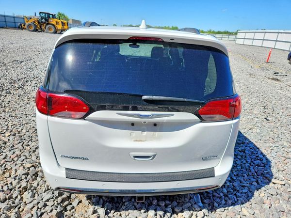 2018 CHRYSLER PACIFICA