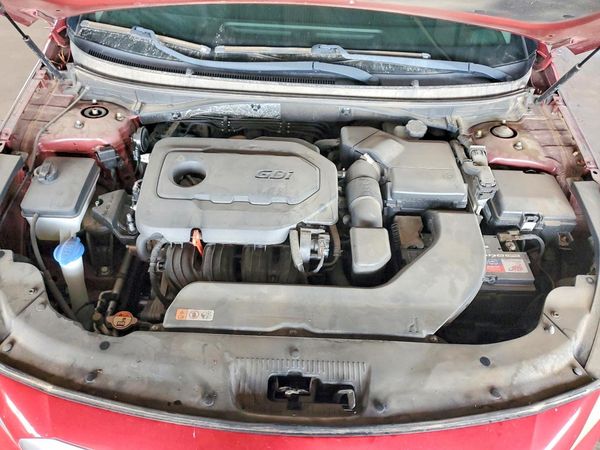 2016 HYUNDAI SONATA — Engine bay