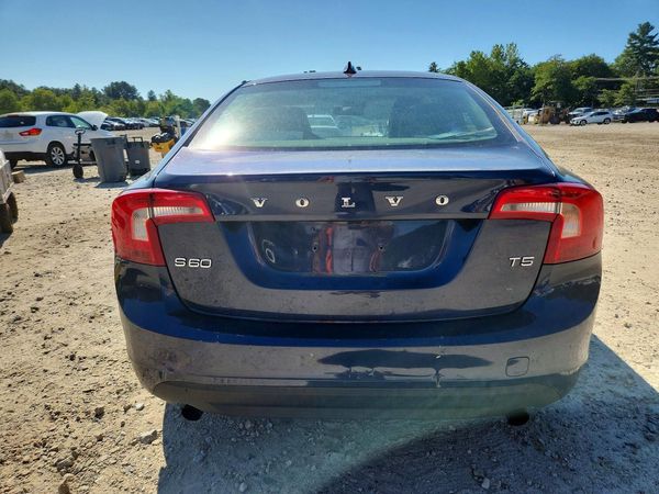 2012 VOLVO S60