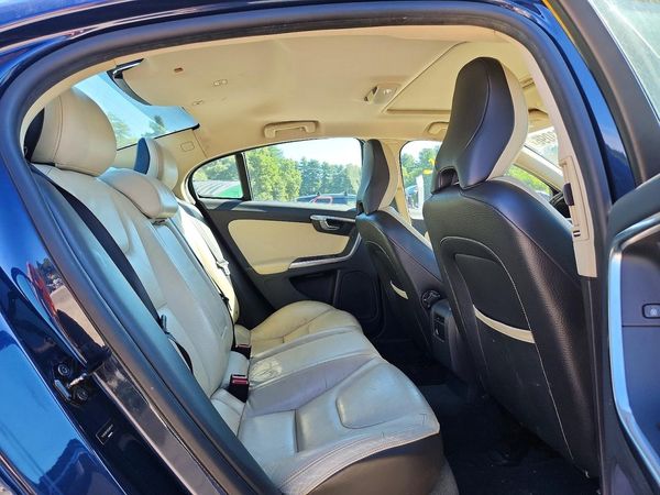 2012 VOLVO S60