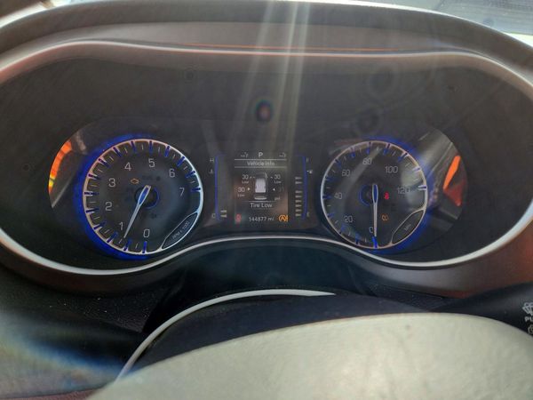 2020 CHRYSLER PACIFICA