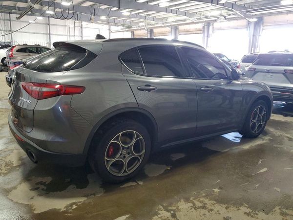 2018 ALFA ROMEO STELVIO