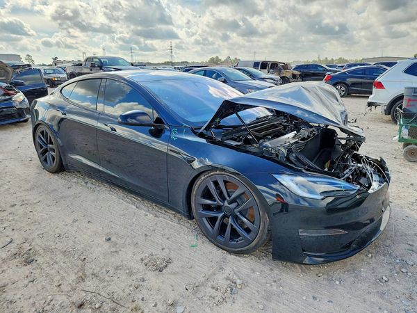 2025 TESLA MODEL S