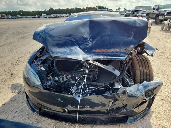 2025 TESLA MODEL S