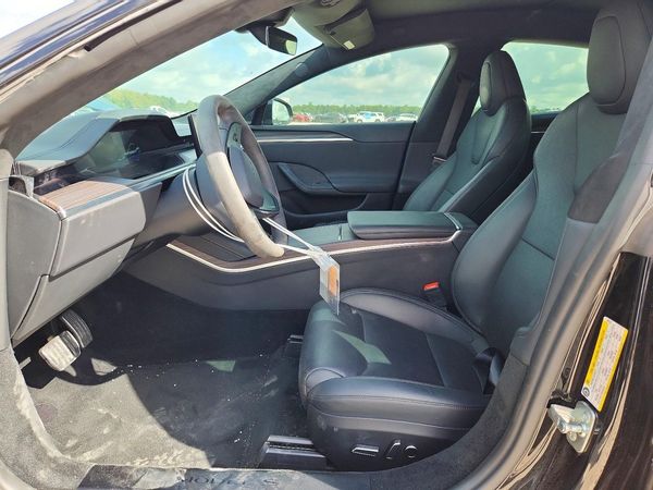 2025 TESLA MODEL S