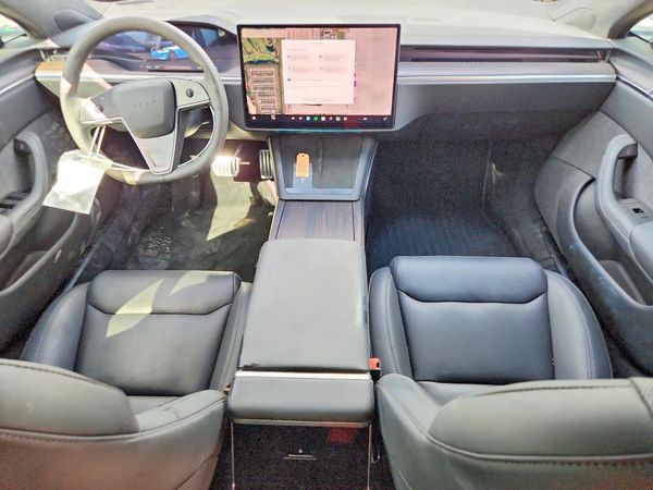 2025 TESLA MODEL S