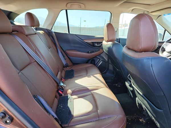 2020 SUBARU OUTBACK