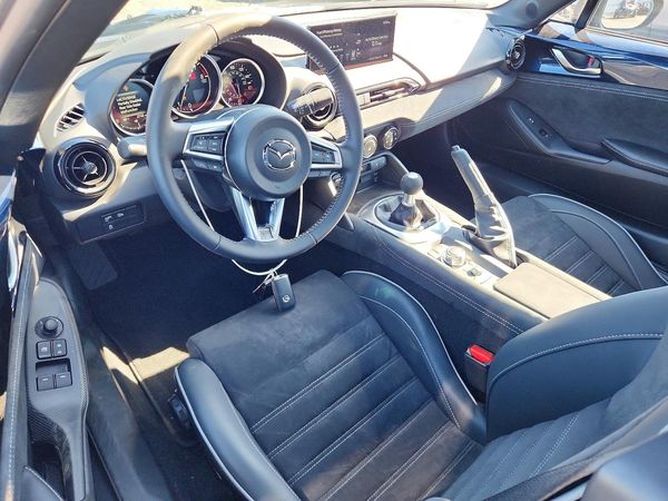 2026 MAZDA MX-5 MIATA RF Club