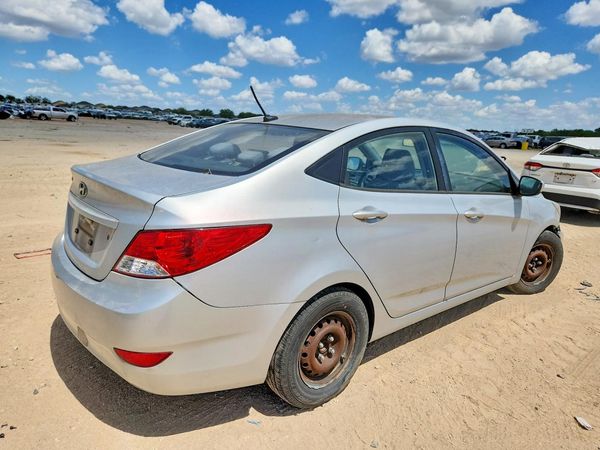 2015 HYUNDAI ACCENT GL(Middle-low)