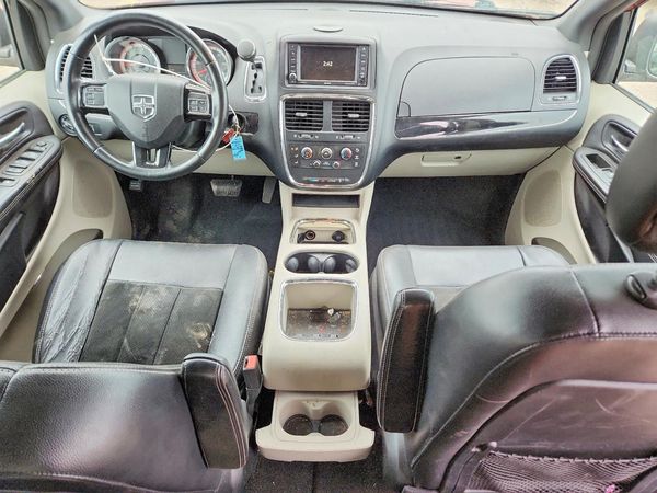 2014 DODGE CARAVAN SXT