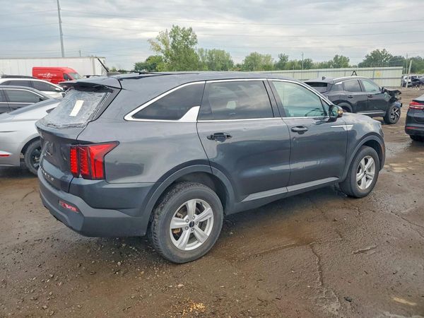 2022 KIA SORENTO LX