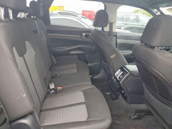 2022 KIA SORENTO LX