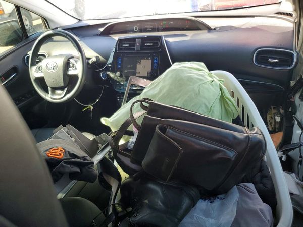 2017 TOYOTA PRIUS