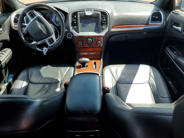 2014 CHRYSLER 300