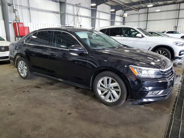 2018 VOLKSWAGEN PASSAT SE, SE w/ Technology
