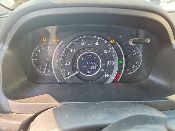 2014 HONDA CRV LX