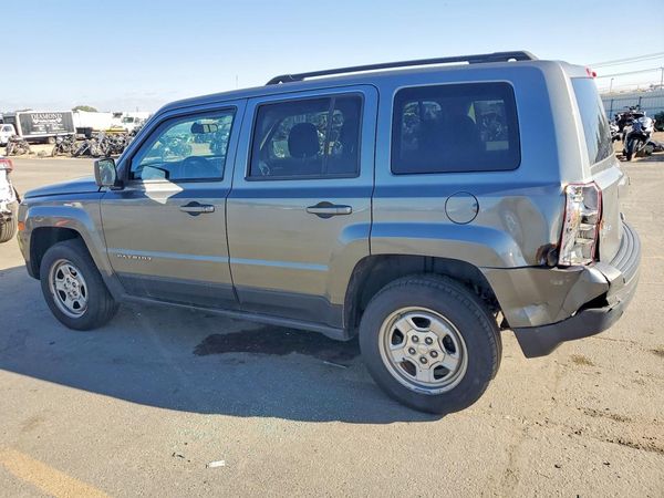 2012 JEEP PATRIOT Sport