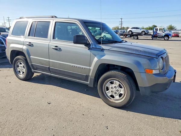 2012 JEEP PATRIOT Sport