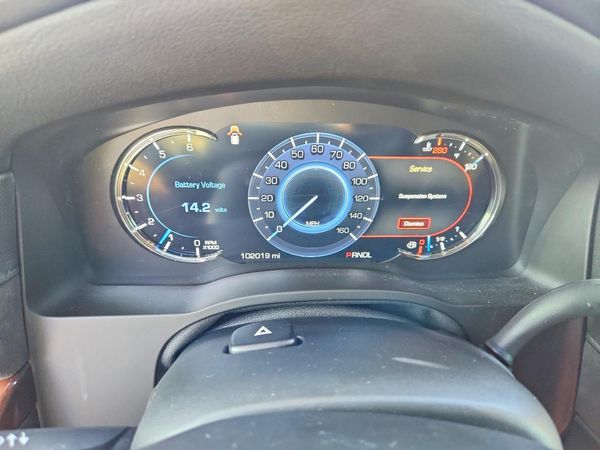 2018 CADILLAC ESCALADE