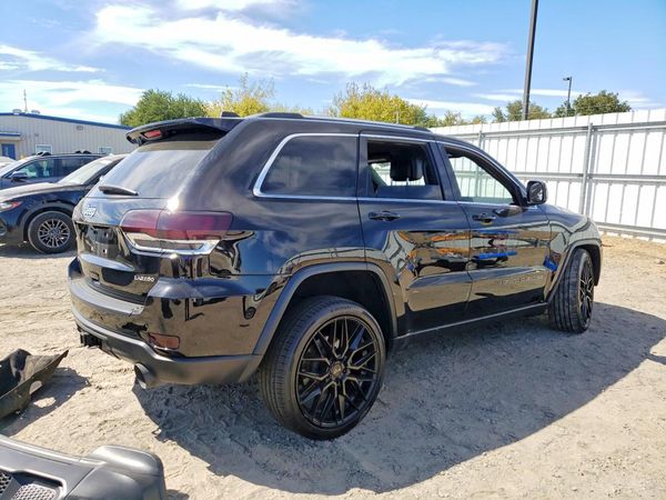 2021 JEEP GRAND CHEROKEE Laredo