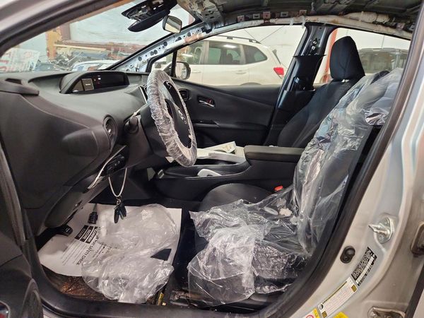 2018 TOYOTA PRIUS One/Two
