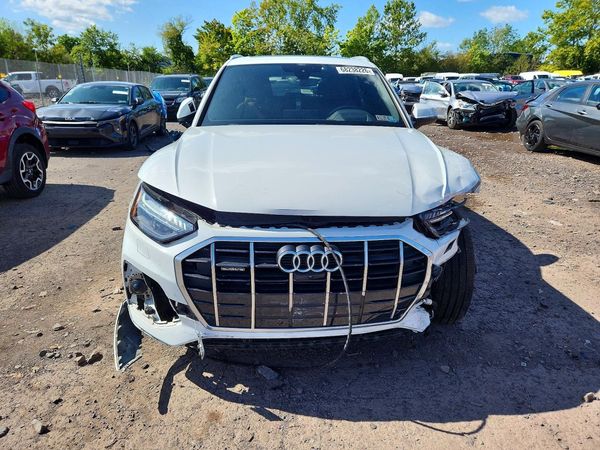 2021 AUDI Q5 quattro Prestige
